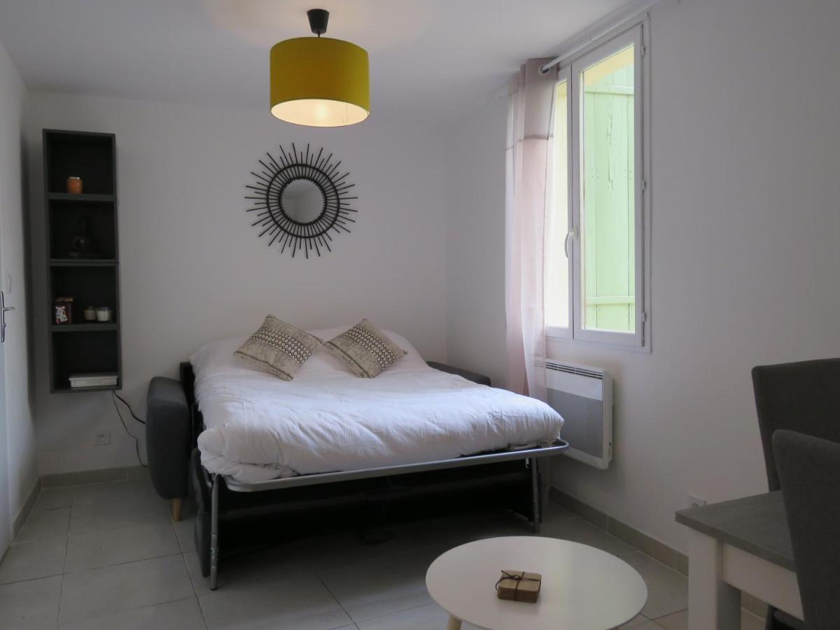 Appartement Centre Historique Avec Terrasse Au Porte De La Camargue Saint-Gilles  Kültér fotó