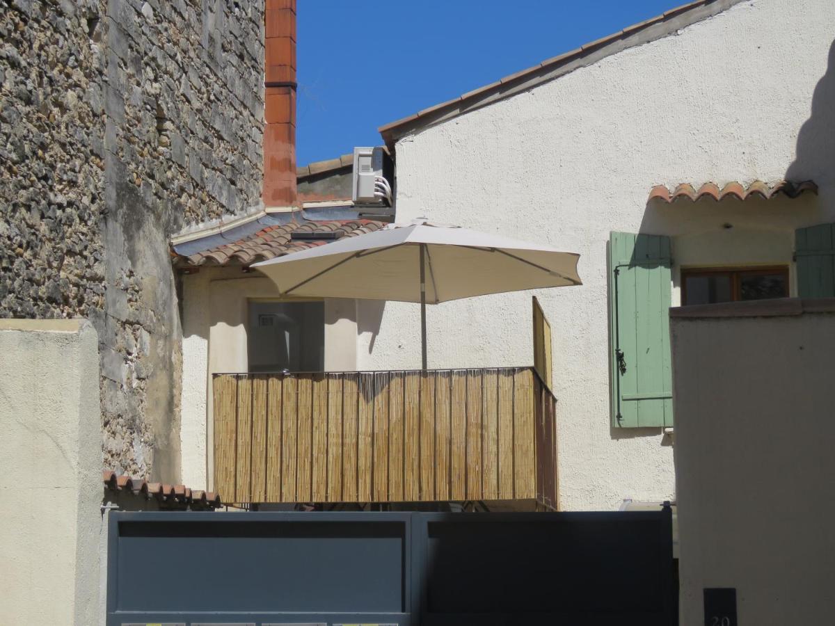 Appartement Centre Historique Avec Terrasse Au Porte De La Camargue Saint-Gilles  Kültér fotó